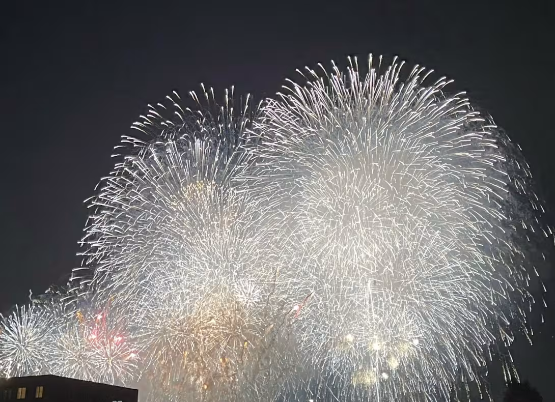 みなとみらいの花火大会画像
